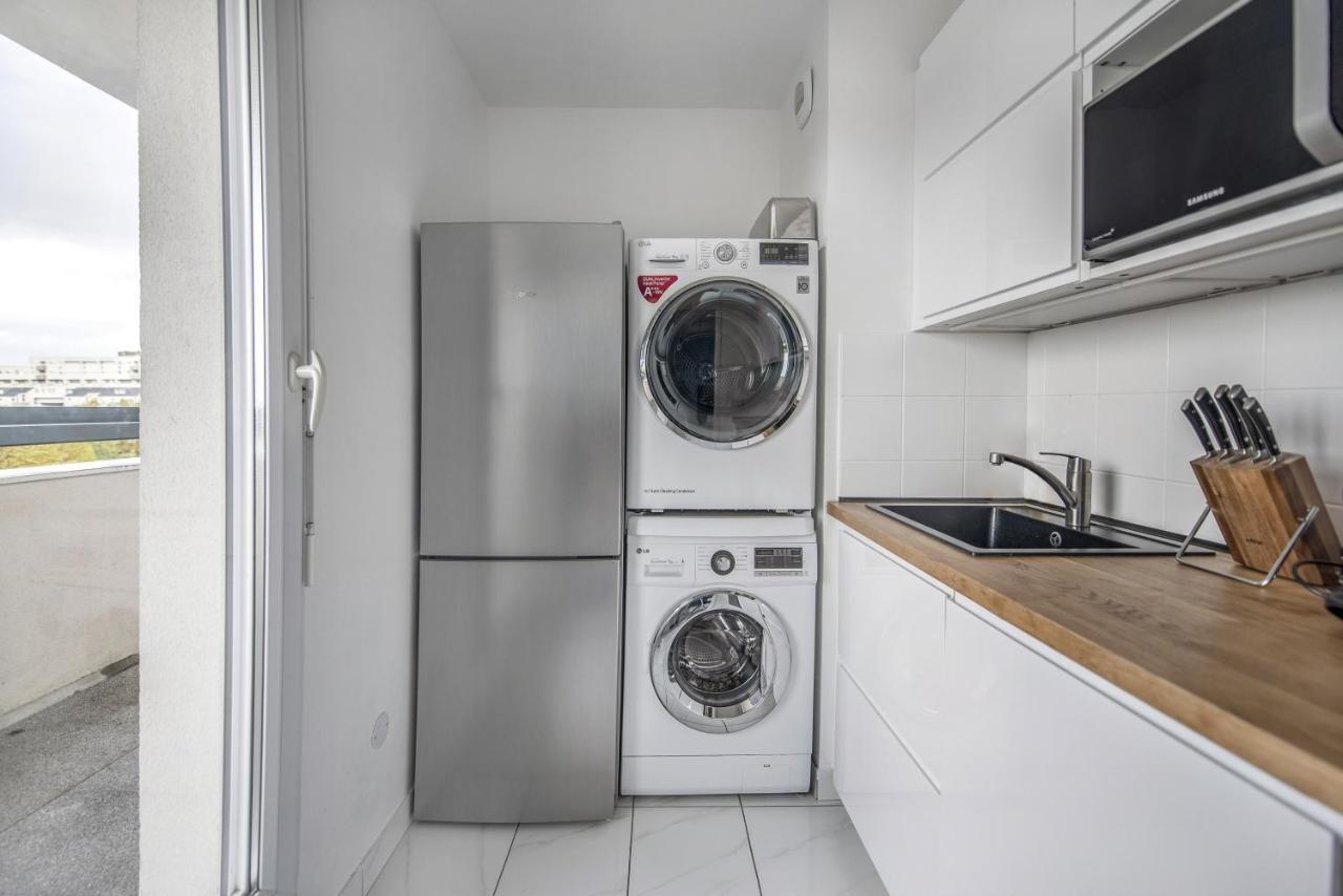 Bel Appartement De 2 Chambres A 40 Min De Paris Courcouronnes Ngoại thất bức ảnh